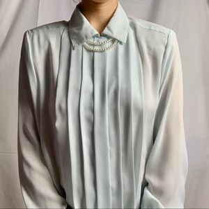 Vintage Blouse w/ Pearl Clip